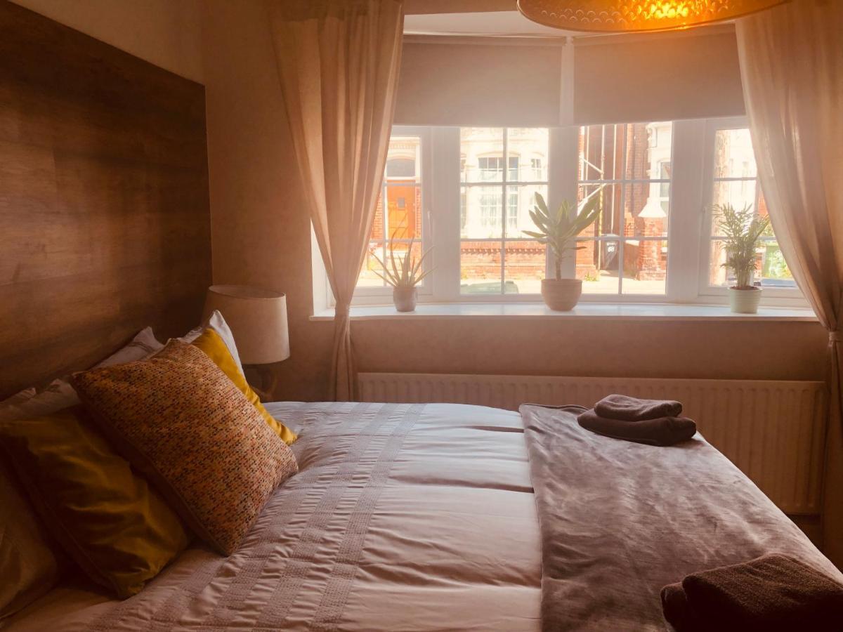 Maritime Pods Hotel พอร์ตสมัธ ภายนอก รูปภาพ